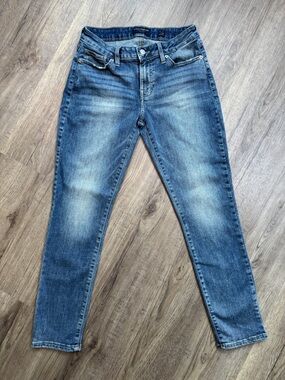 Lucky Brand Low Rise Skinny Lolita Jeans - Size 6 / 28
